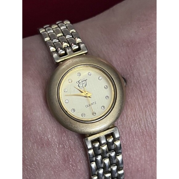 Elizabeth Taylor ET White Diamonds Watch New Battery 90s Promo main image 5